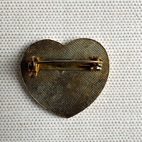 Vintage Enamel Heart Pin W/ Rainbow Sun & Flowers Design 1" Size Gold Tone Back - Picture 6 of 9